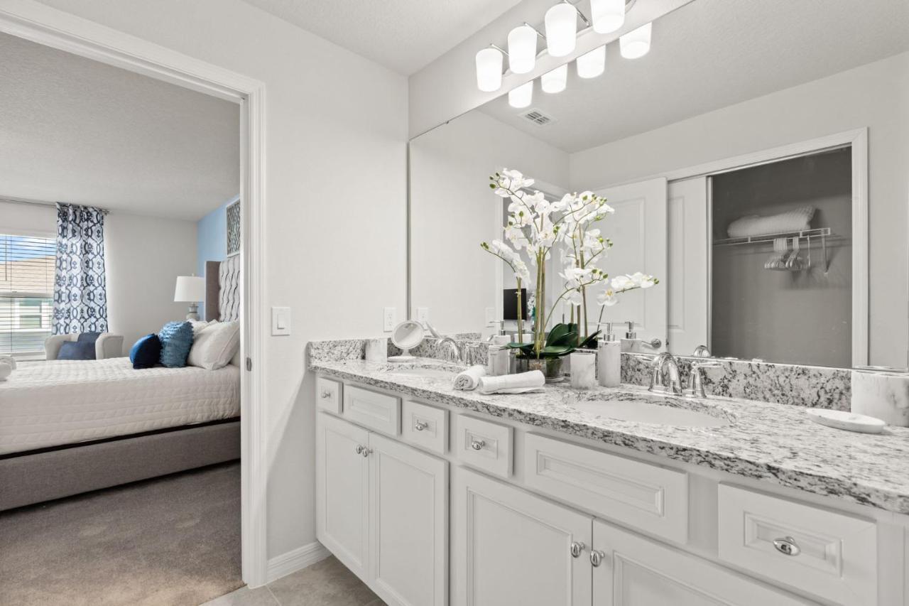 New To Market New Construction 5 Bed Retreat In World Famous Windsor Island Davenport Dış mekan fotoğraf